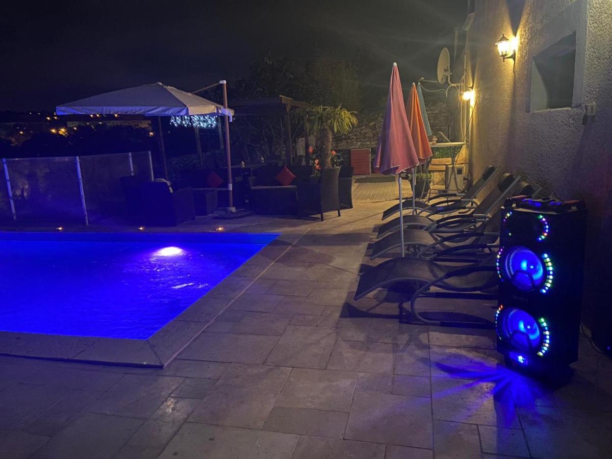 Magnifique Villa Avec Piscine Beaujolais Gleizé Dış mekan fotoğraf